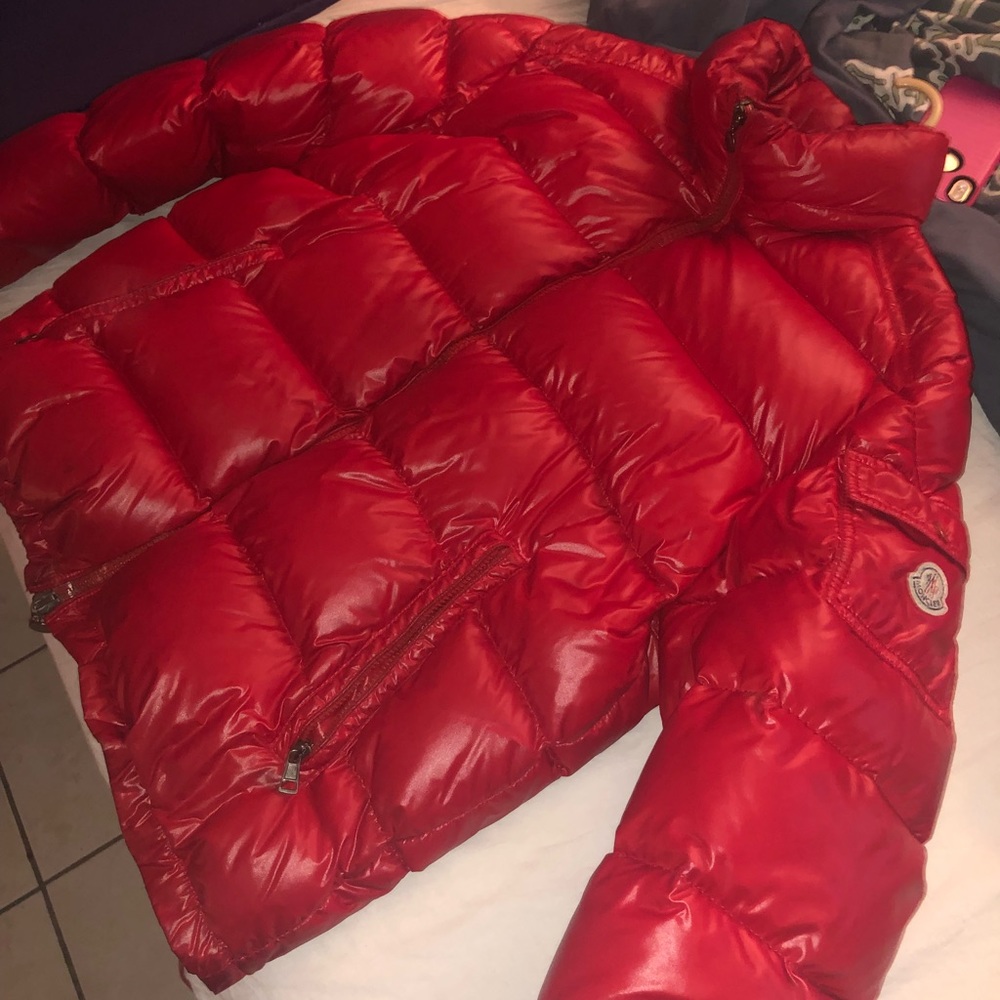 Moncler maya